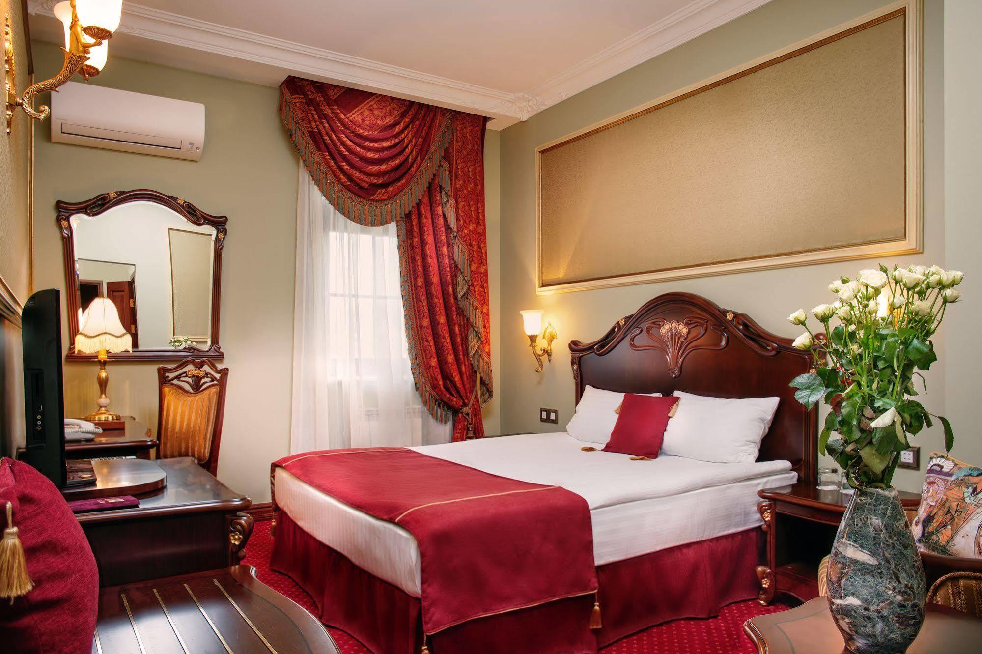 Staro Hotel Kijev Szoba fotó